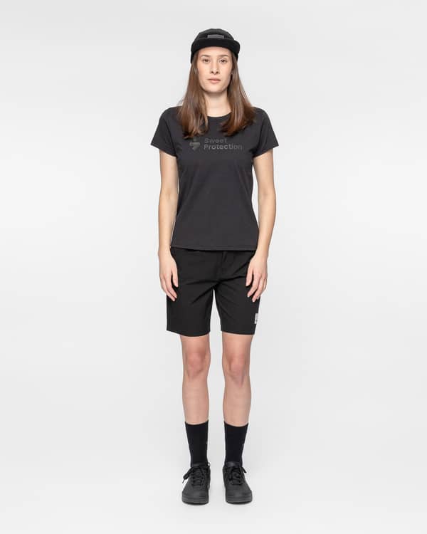 Chaser Logo T-shirt Women's