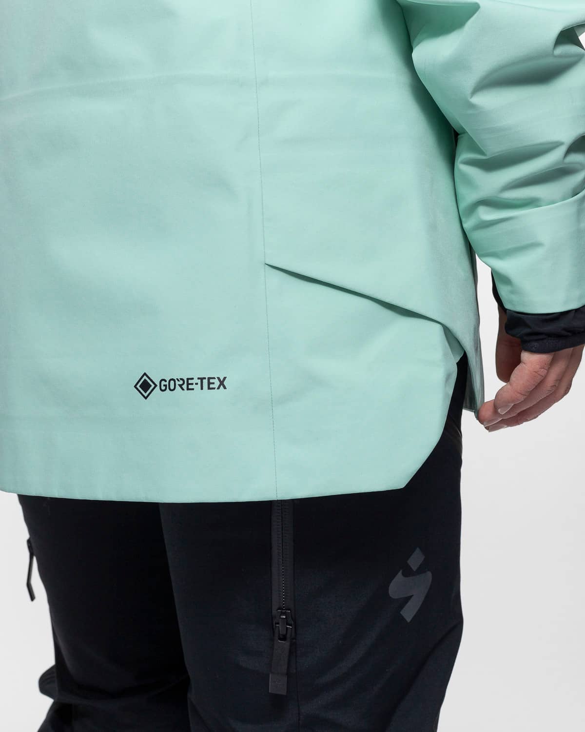 Crusader X GORE-TEX Jacket Women's - Turquoise