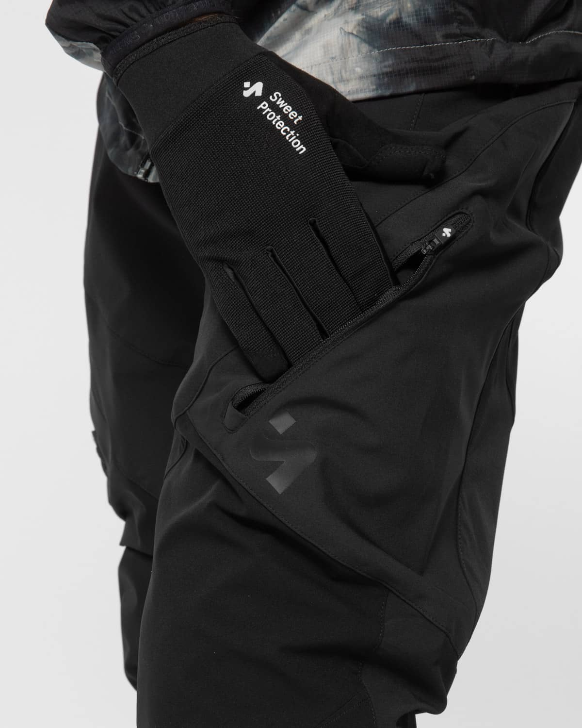 Sweet Protection ウィメンズ　ビブパンツ　黒　М Sweet Protection ウィメンズ ビブパンツ 黒 М SWEET PROTECTION