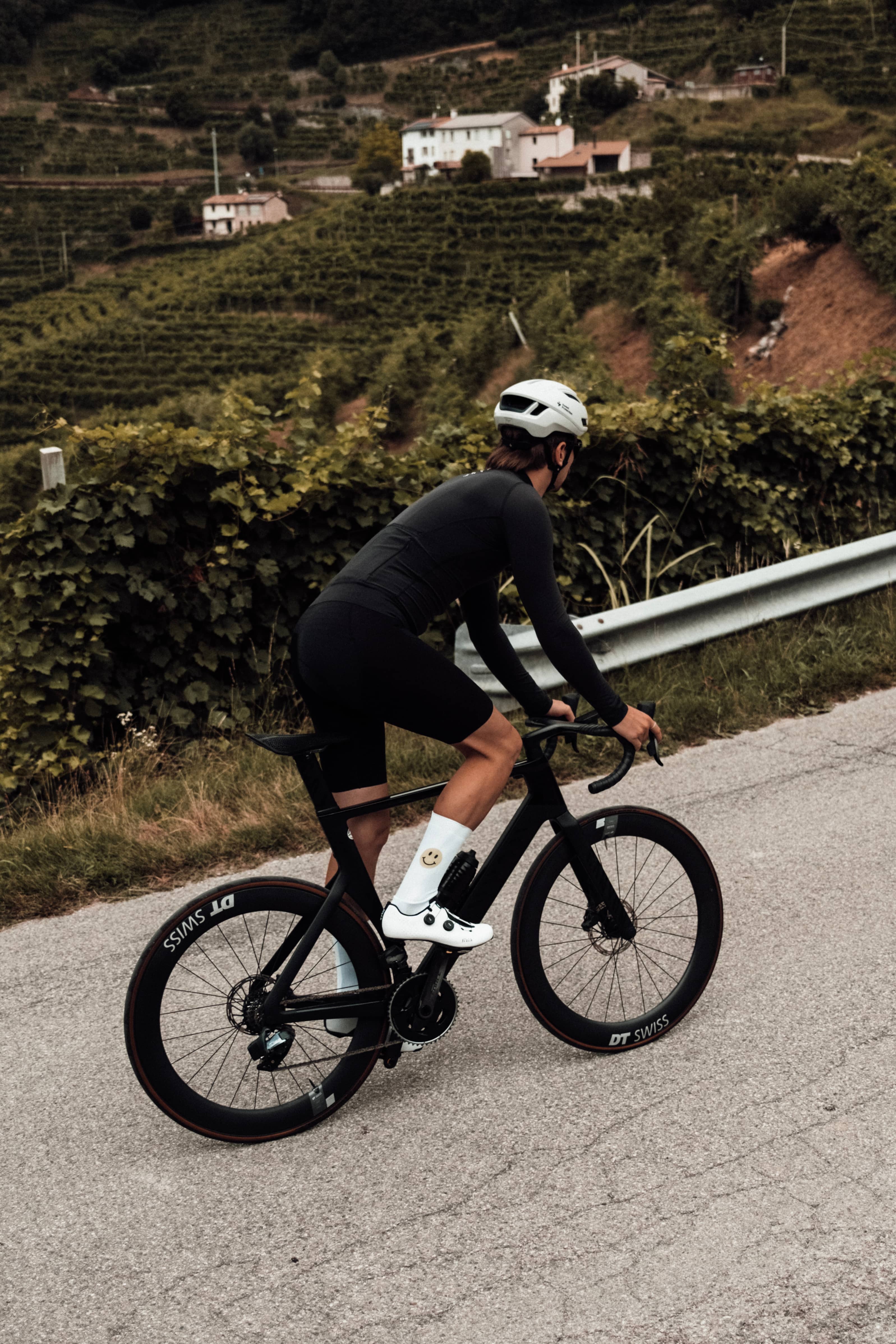 ウェア Sweet Protection Mountain Bike Gear First Look: Sweet Protection Mountain Bike Helmets and Apparel